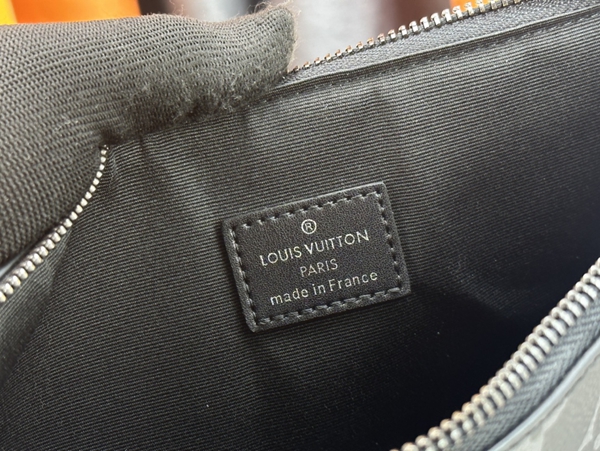 ルイヴィトンバッグ角部分ディテール